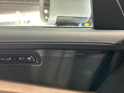 New 2026 Volvo XC90 B6 Plus w/ Protection Package Premier image 23