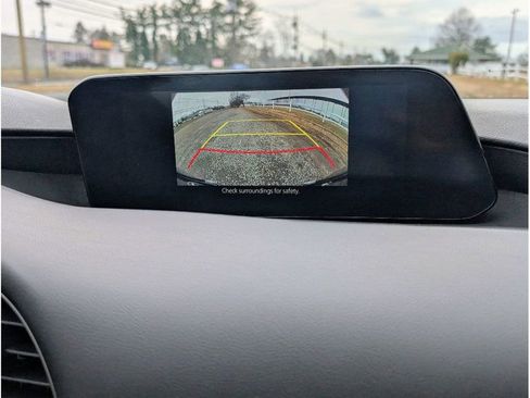 Used 2023 MAZDA MAZDA3 s image 22