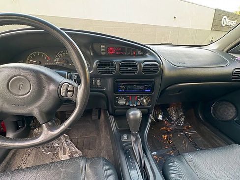 Used 2002 Pontiac Grand Prix GTP image 14