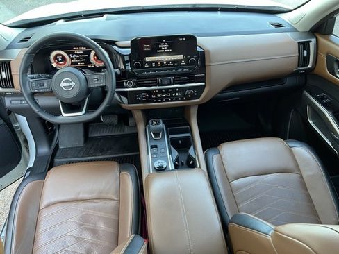 Certified 2023 Nissan Pathfinder Platinum w/ Cargo Package image 14