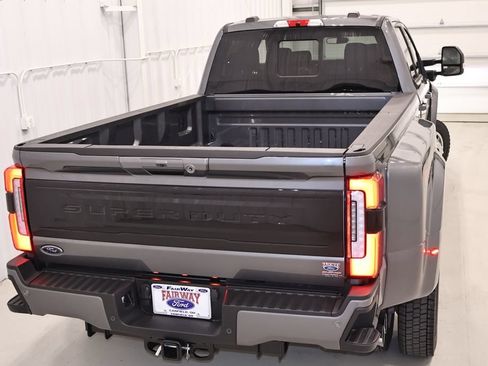 New 2026 Ford F450 Platinum w/ FX4 Off-Road Package AWD/4WD image 44