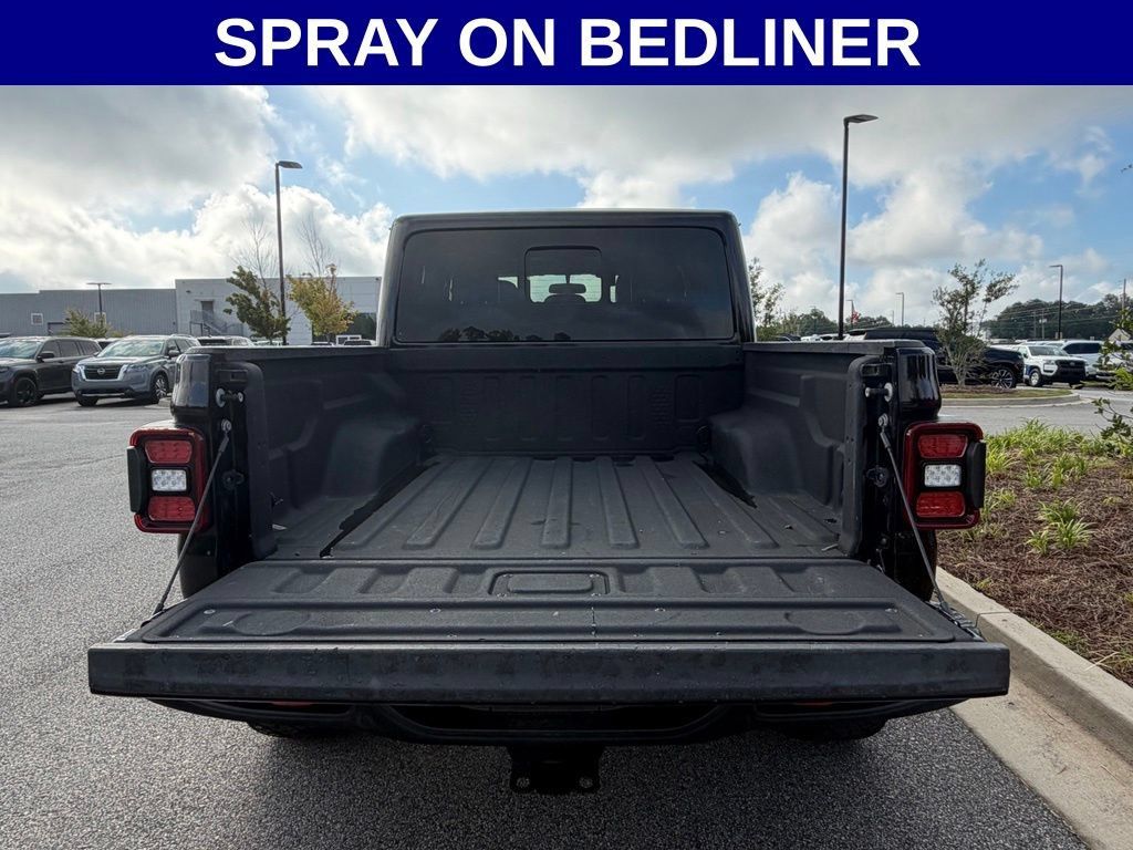 Used 2021 Jeep Gladiator Rubicon w/ Safety Group AWD/4WD image 10