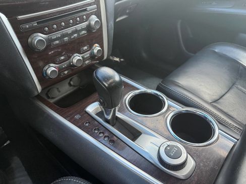 Used 2014 Nissan Pathfinder Platinum w/ Platinum Premium Package image 28