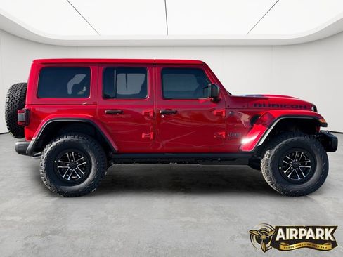 New 2026 Jeep Wrangler Unlimited Rubicon AWD/4WD image 3