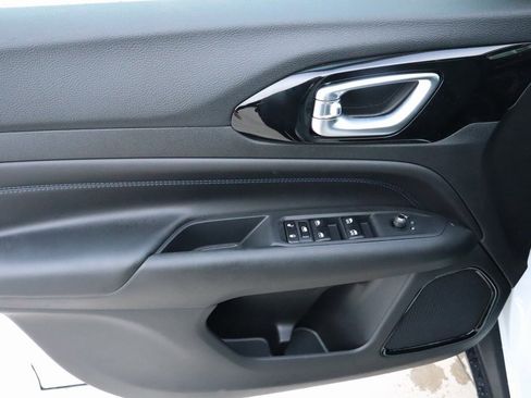 New 2026 Jeep Compass Limited image 15