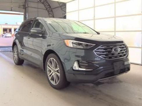 Used 2023 Ford Edge Titanium w/ Equipment Group 301A AWD/4WD image 4