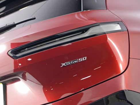 Used 2022 BMW iX xDrive50 w/ Premium Package image 58