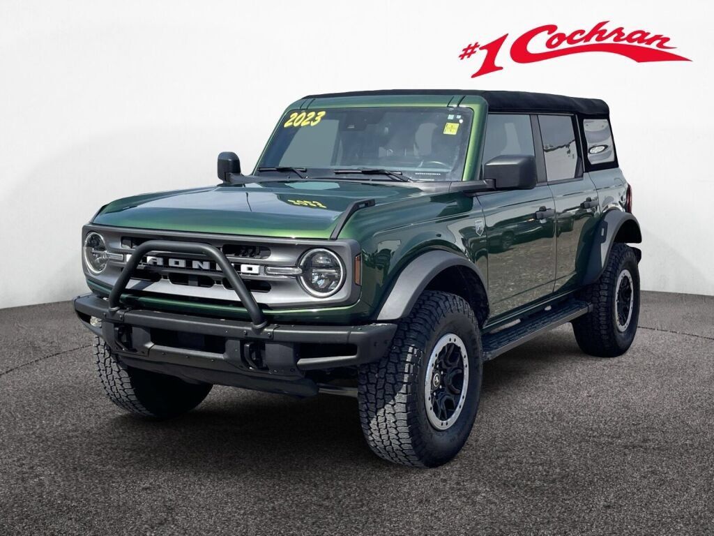 Used 2023 Ford Bronco Big Bend w/ Sasquatch Package AWD/4WD image 12