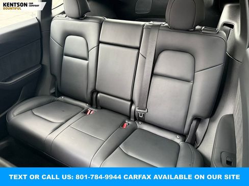 Used 2022 Tesla Model Y Performance image 32