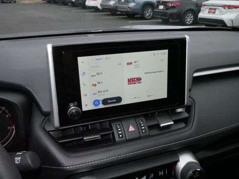 Certified 2025 Toyota RAV4 XLE Premium image 22