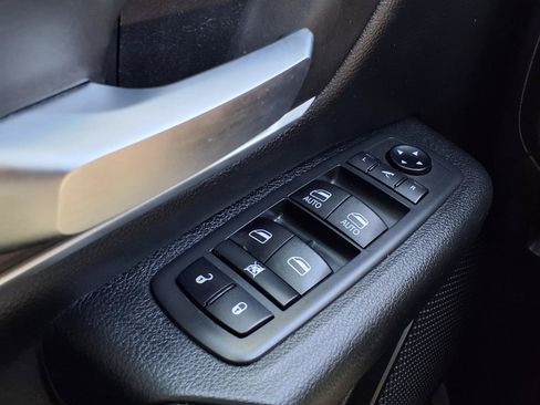 Used 2021 RAM 1500 Lone Star RWD image 12