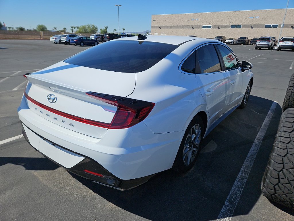 Used 2023 Hyundai Sonata SEL FWD image 3