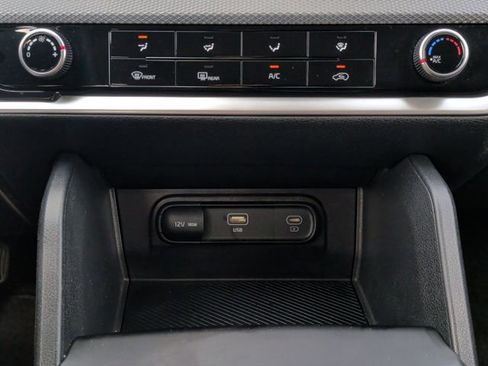 Used 2024 Kia Sportage LX image 21