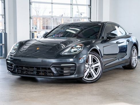 Used 2021 Porsche Panamera 4 image 2