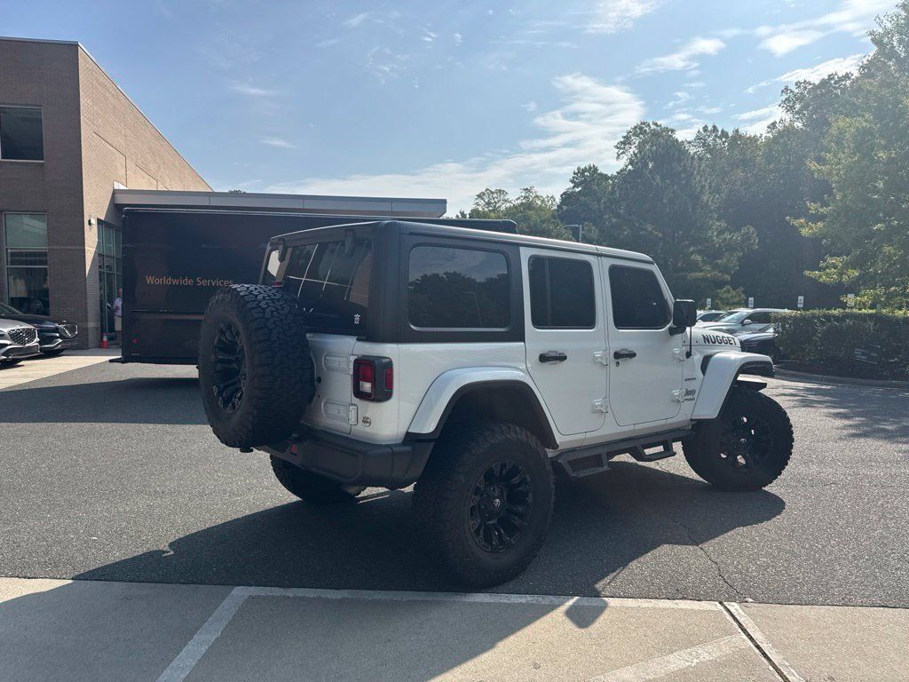 Used 2020 Jeep Wrangler Unlimited Sahara w/ Cold Weather Group AWD/4WD image 4