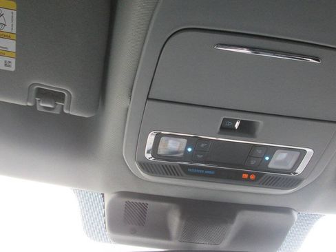 Used 2024 Ford F250 Lariat AWD/4WD image 28