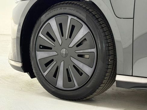 Used 2025 Lucid Air Touring image 47