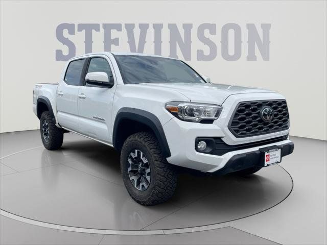 Certified 2021 Toyota Tacoma TRD Off-Road w/ Technology Package AWD/4WD image 7