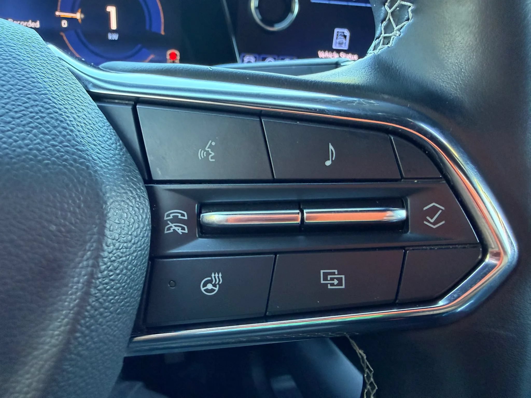 Used 2024 Chevrolet Equinox EV LT FWD image 27