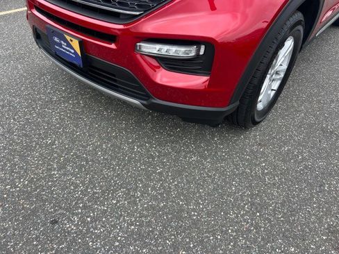 Certified 2022 Ford Explorer XLT w/ Equipment Group 202A image 30