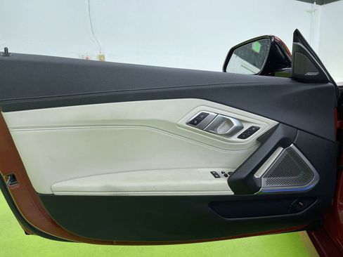 Used 2019 BMW Z4 sDrive30i w/ M Sport Package image 17