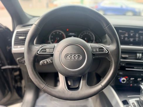 Used 2017 Audi Q5 2.0T Premium Plus w/ Technology Package image 29