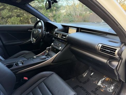 Used 2016 Lexus IS 350 image 8