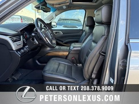 Used 2019 GMC Yukon Denali w/ Denali Ultimate Package image 28