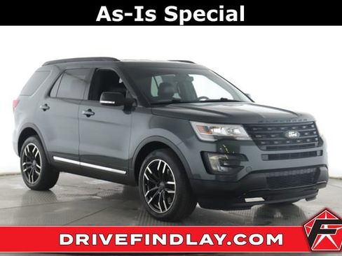 Used 2016 Ford Explorer XLT w/ Equipment Group 202A AWD/4WD image 1
