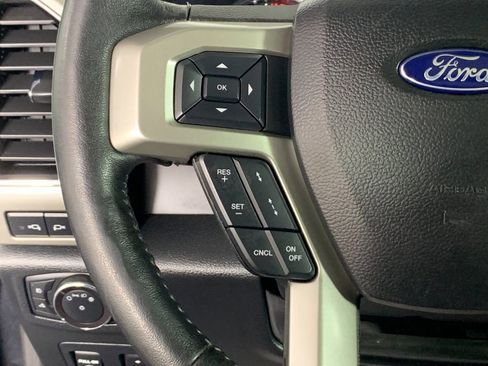 Used 2020 Ford F150 Lariat w/ Equipment Group 502A Luxury AWD/4WD image 19