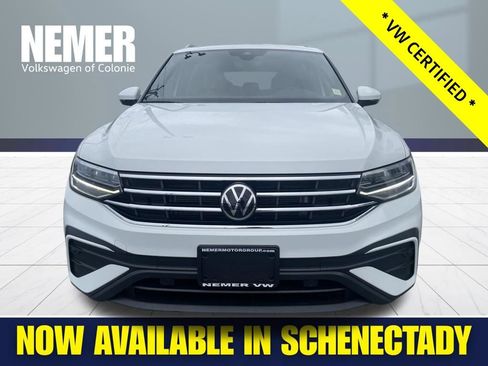 Certified 2022 Volkswagen Tiguan SE AWD/4WD image 10