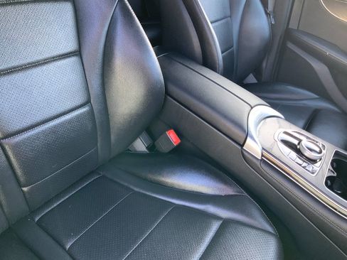 Used 2018 Mercedes-Benz GLC 300 image 15