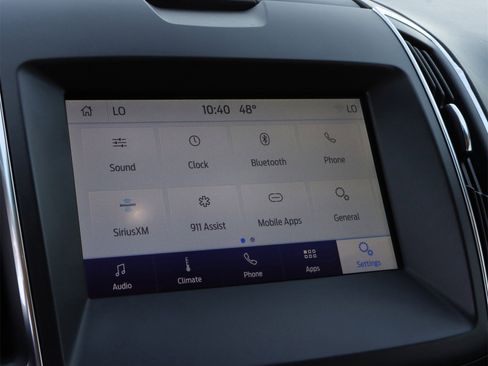 Used 2019 Ford Edge Titanium w/ Cargo Accessory Package image 10