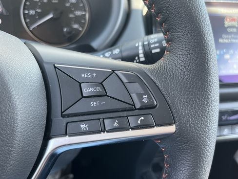Used 2024 Nissan Kicks SR w/ SR Premium Package FWD image 25