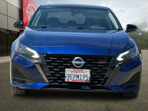 Certified 2023 Nissan Altima 2.5 SR FWD image 11