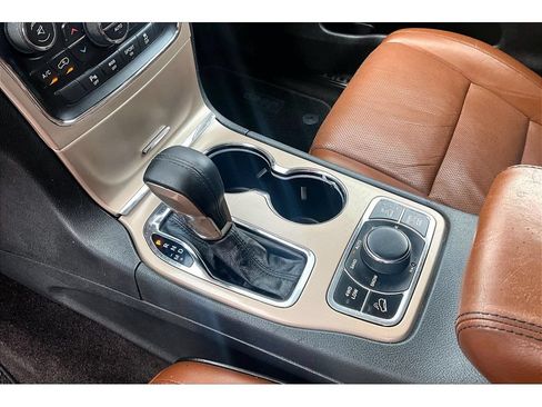 Used 2016 Jeep Grand Cherokee Summit AWD/4WD image 28