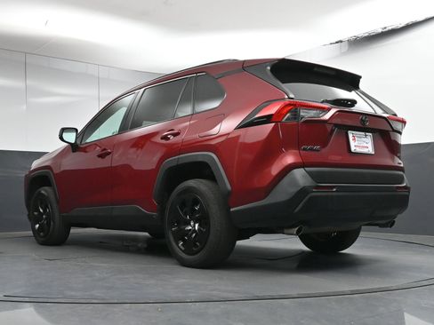 Used 2020 Toyota RAV4 LE w/ All Weather Liner Package image 29