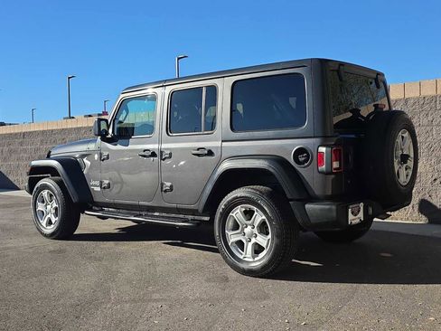 Used 2018 Jeep Wrangler Unlimited Sport S image 7