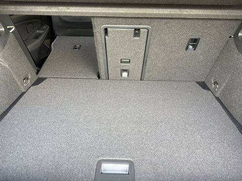 New 2025 Volkswagen GTI Autobahn image 15