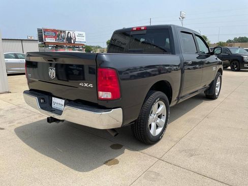 Used 2018 RAM 1500 Classic SLT image 4