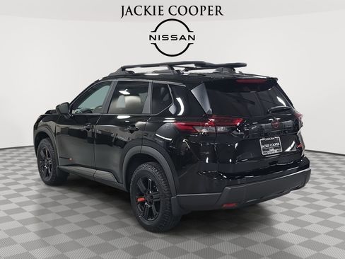 New 2026 Nissan Rogue SV image 7