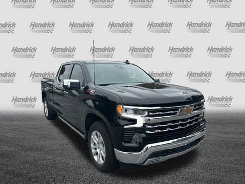 Used 2024 Chevrolet Silverado 1500 LTZ w/ LTZ Premium Package image 2