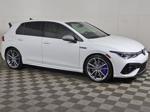 Used 2024 Volkswagen Golf R 4-Door AWD/4WD image 17