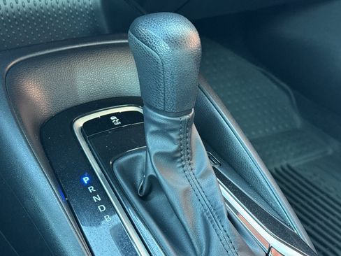 Used 2022 Toyota Corolla LE image 24