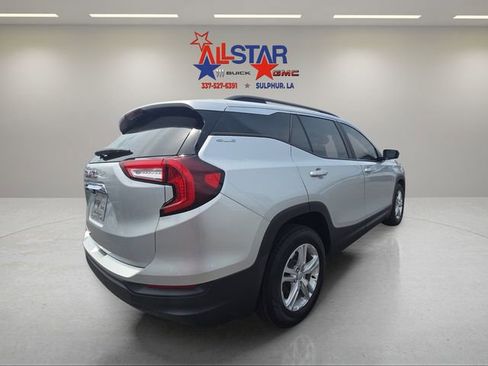 Used 2022 GMC Terrain SLE w/ Driver Convenience Package image 7