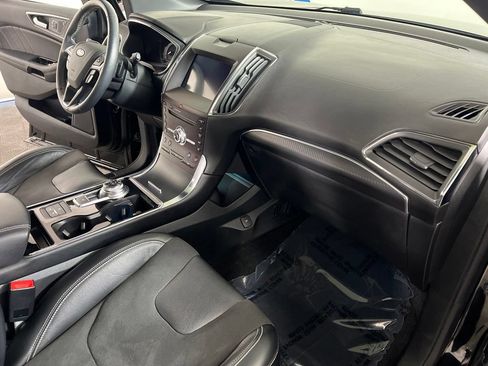 Used 2019 Ford Edge ST w/ Equipment Group 401A AWD/4WD image 11
