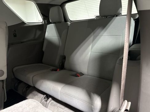 Used 2020 Chevrolet Traverse LT AWD/4WD image 23