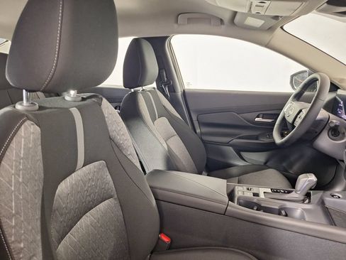 Used 2026 Nissan Sentra SV w/ SV Convenience Package FWD image 26
