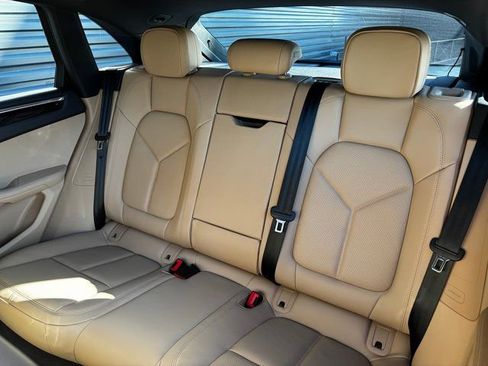 New 2026 Porsche Macan S image 26