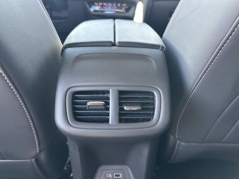 Certified 2023 Buick Envision Essence FWD image 13